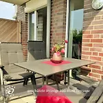 De Reetpieper Wohlfuehlen Am Nordseedeich *