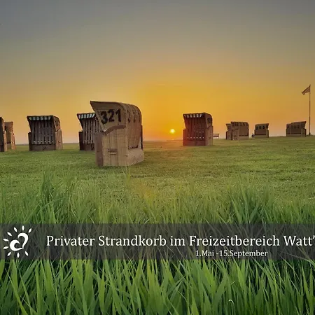 De Reetpieper Wohlfuehlen Am Nordseedeich Wurster Nordseeküste